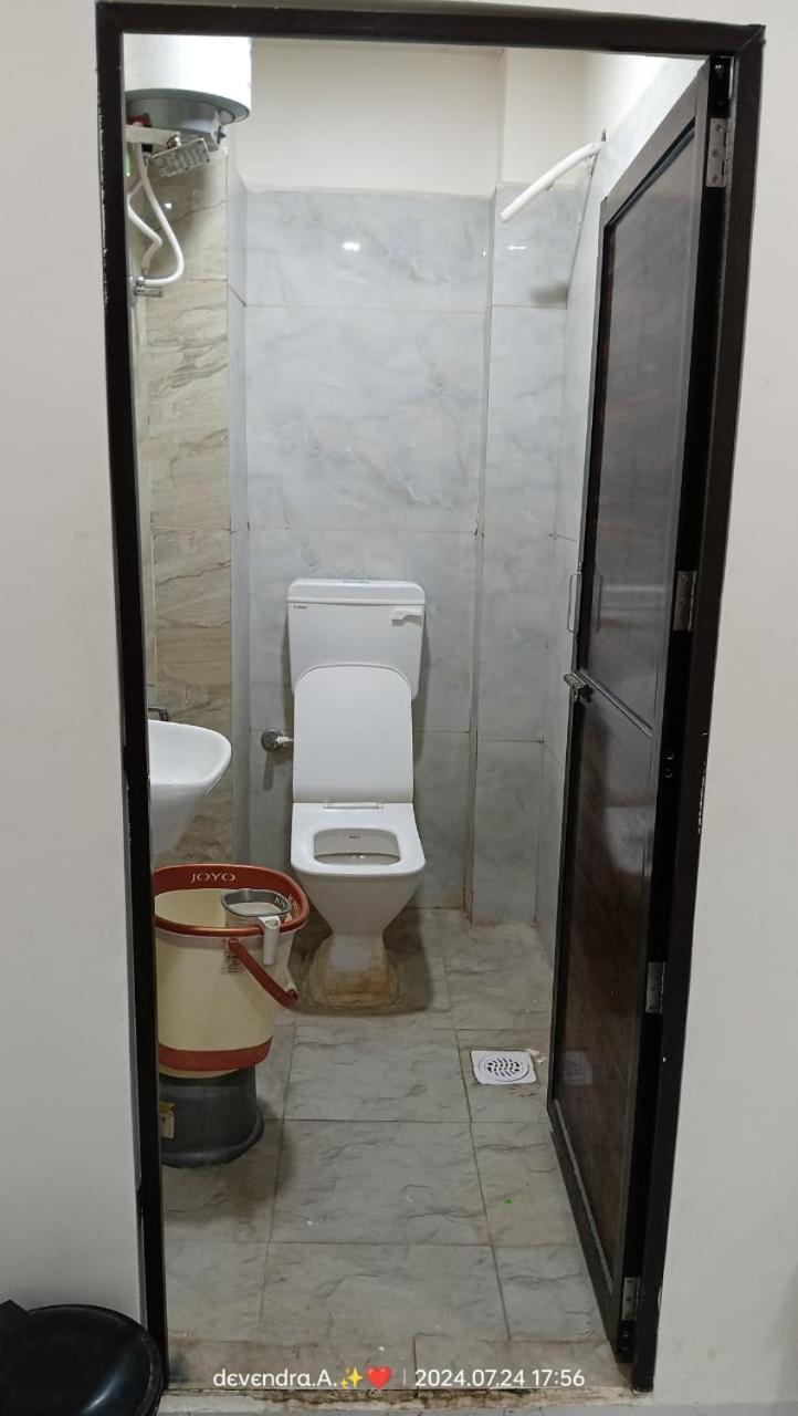 Hotel Ganga Sagar Ujjain Exteriör bild